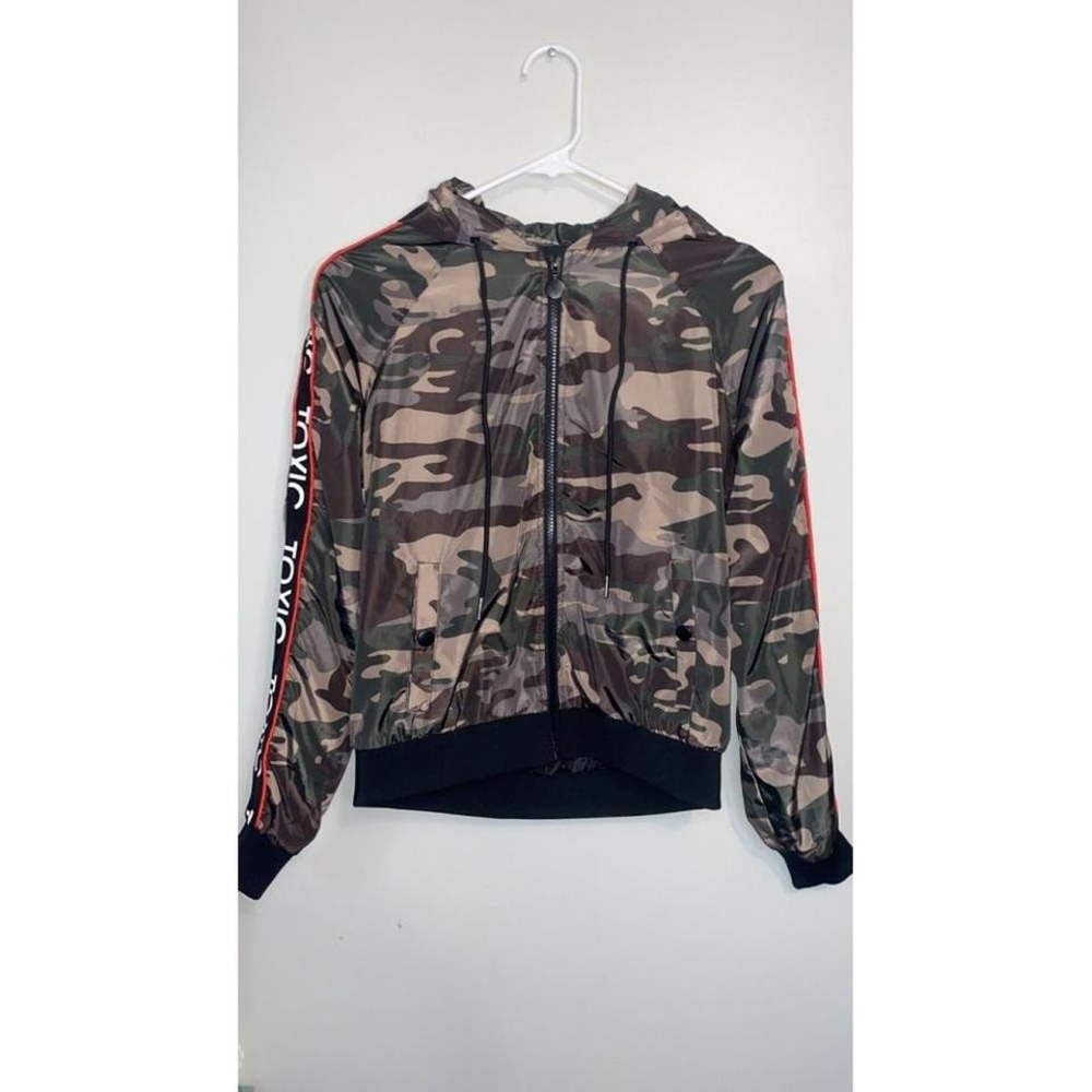 Fashion Nova "toxic" Windbreaker